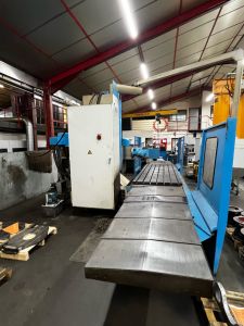 Fraiseuse CNC MTE BF-3200 - Tête fraisage - 1998