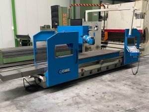 Fraiseuse CNC CME FS 4 - Tête fraisage