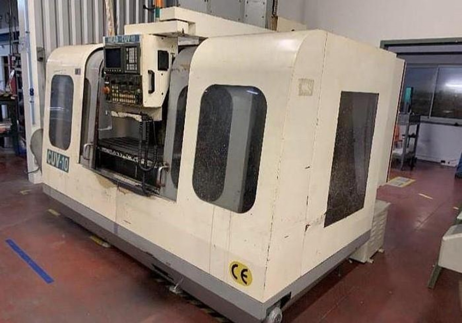 Centre d'usinage vertical CNC HEAD type CUV 10