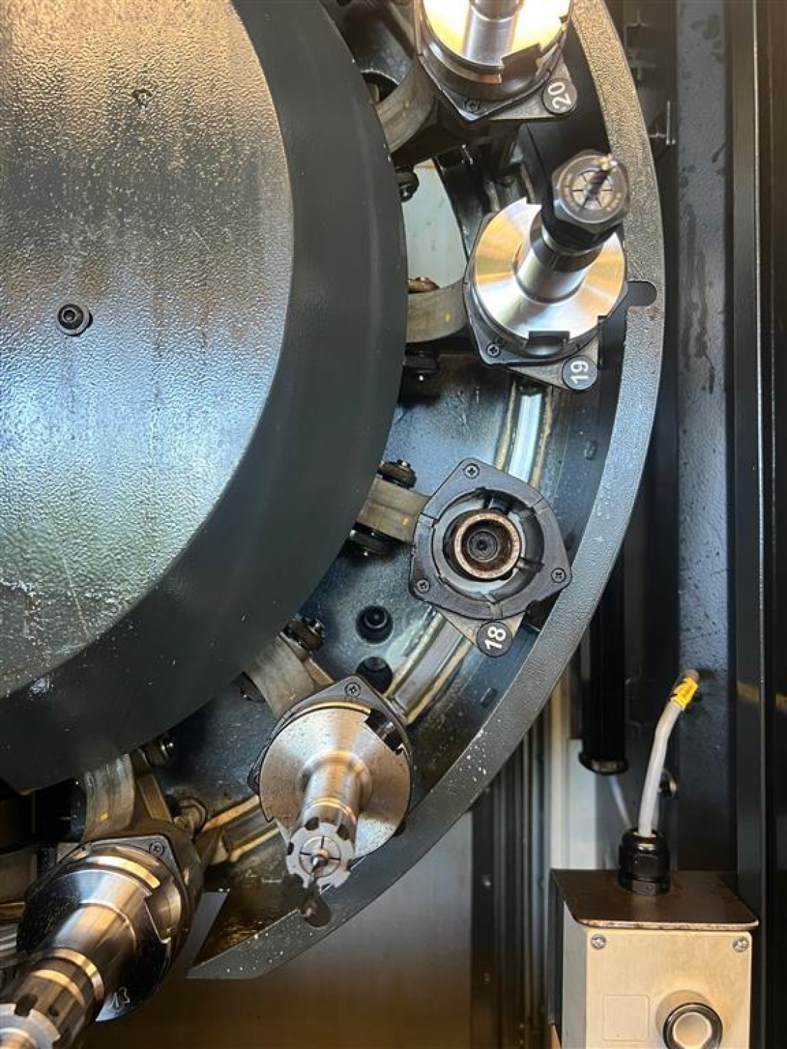 Centre d'usinage DECKEL DMU 75 MONOBLOCK