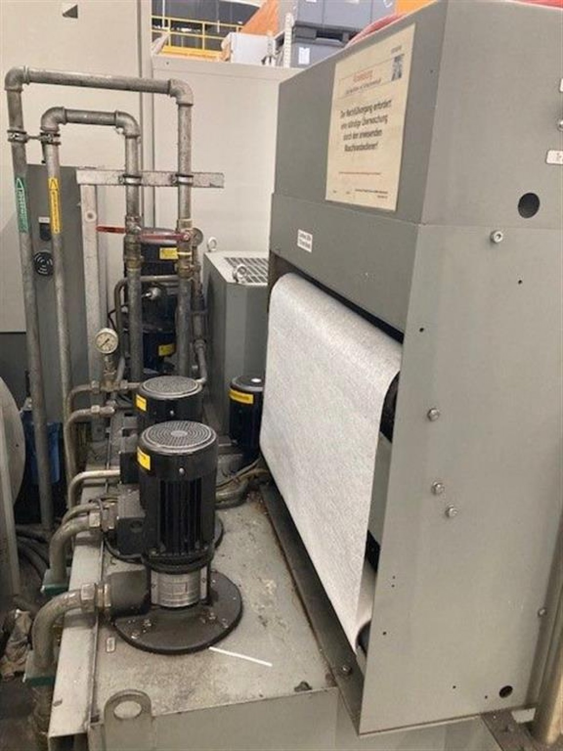 Centre d'usinage 5 axes DECKEL MAHO type DMC 200 FD