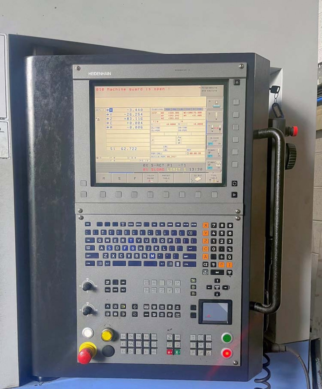 Centre d'usinage 5 axes DOOSAN VC 630/5AX - 2009