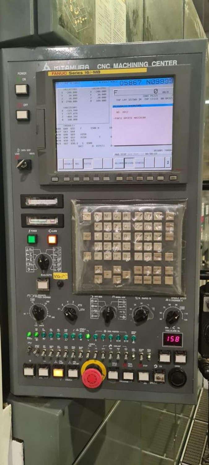 Centre d'usinage CNC horizontal KITAMURA type HX400IF / Palettes indexage 0.001°