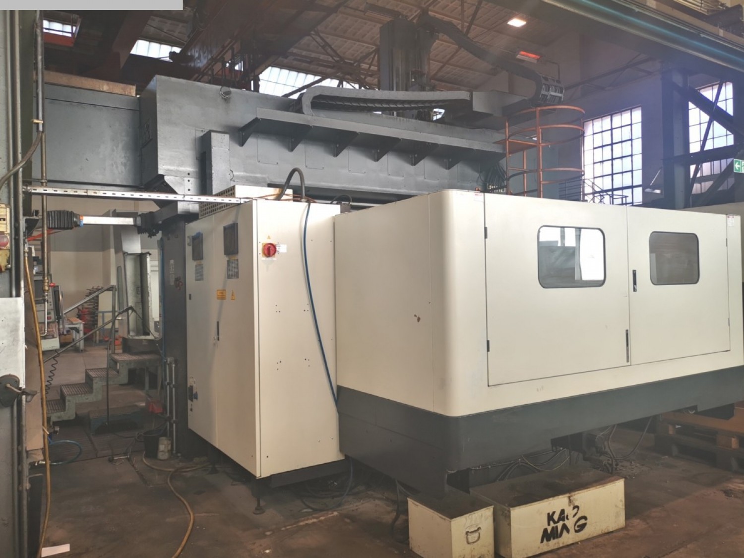 KAO MING type KMC-328 M