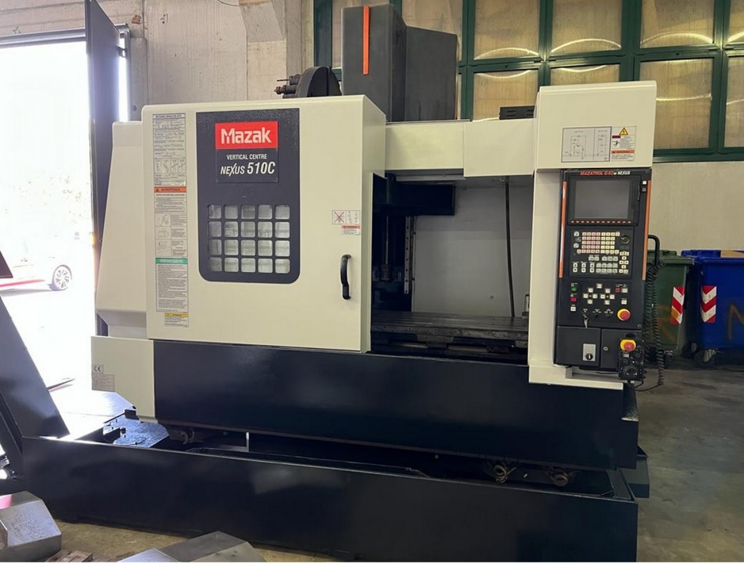 Centre d'usinage vertical CNC MAZAK NEXUS 510C - 2004