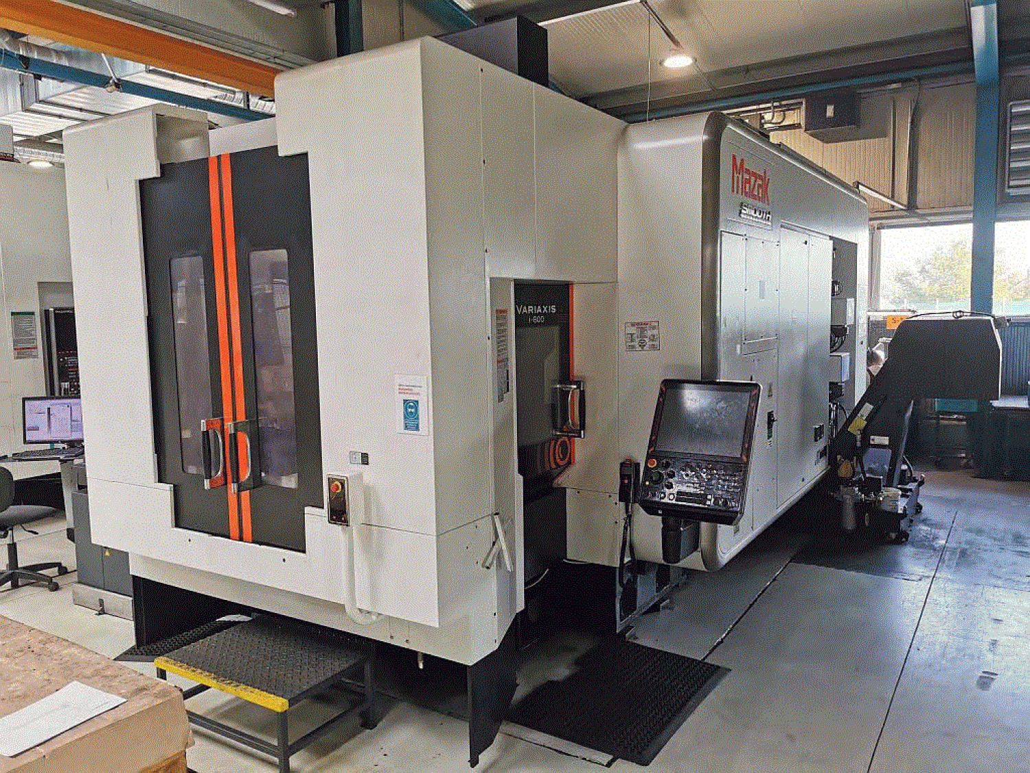 Centre d'usinage 5 axes MAZAK type VARIAXIS i-800 / CHANGEUR DE PALETTES / AXE A / AXE C