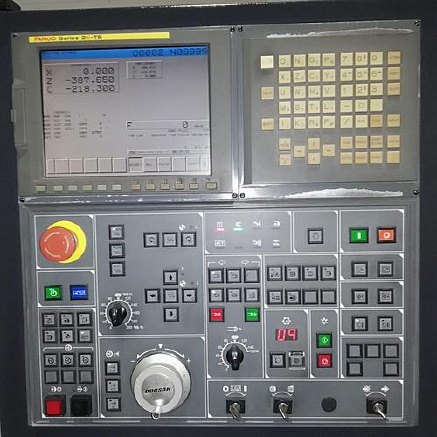 Tour CNC DOOSAN type PUMA 300 MB / OUTILS TOURNANTS / AXE C