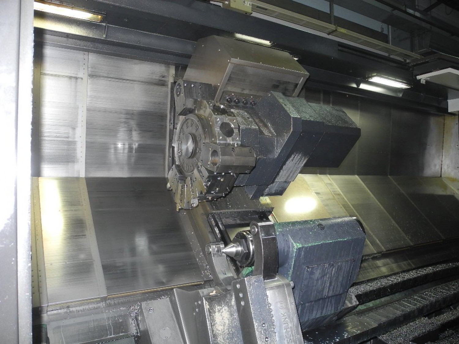 Tour CNC occasion DOOSAN PUMA 700 LY - Axe C - Outils tournants - Axe Y