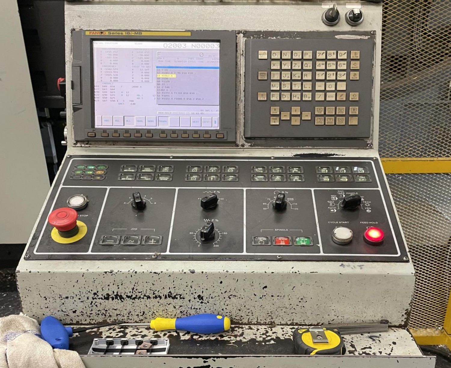 Tour CNC MORI SEIKI SL 303 - OUTILS TOURNANTS