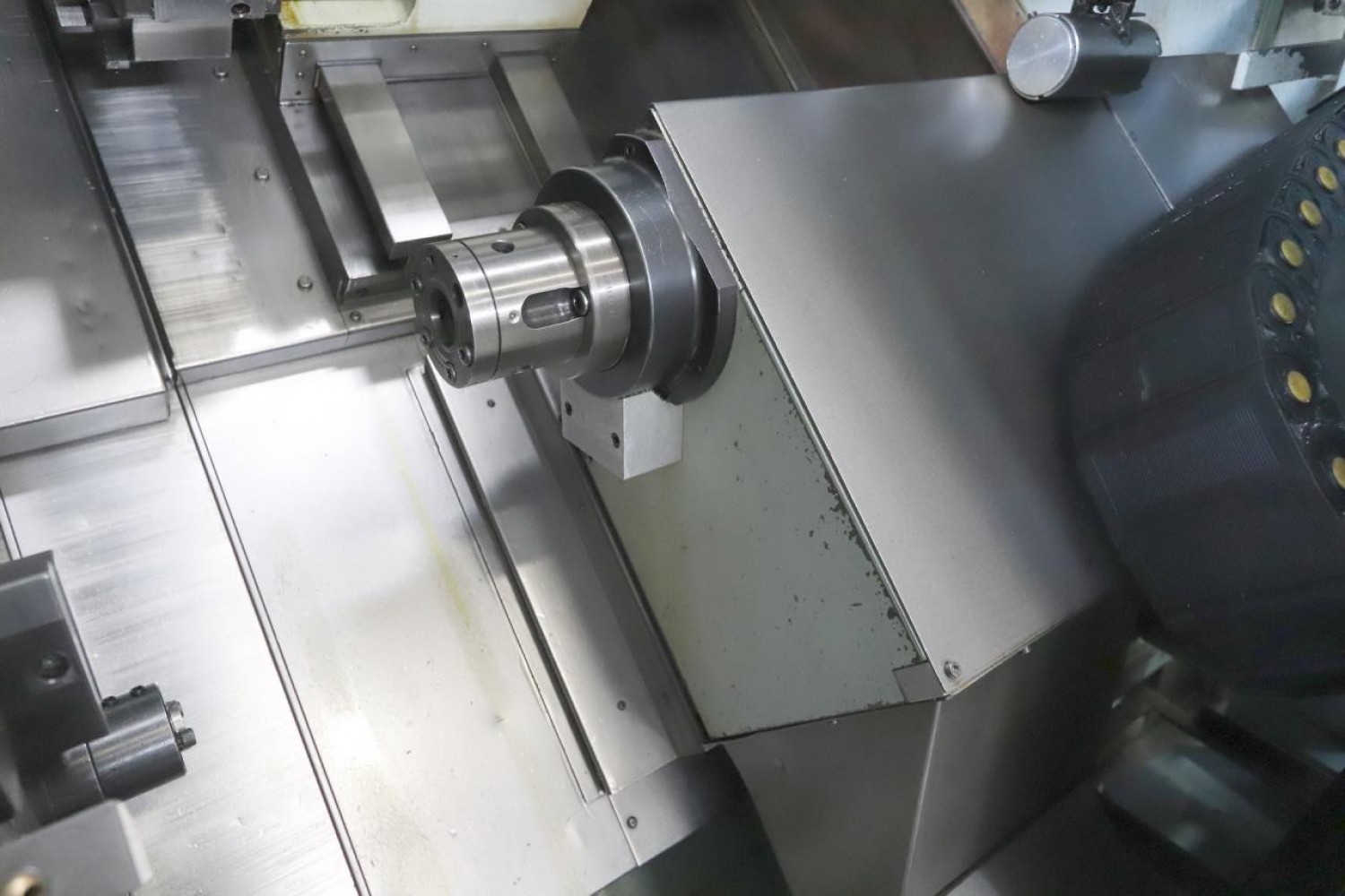Tour CNC BIGLIA B 42 SM - Axe C / Axe Y / bi tourelle / outils tournants / bi broche / Embarreur BOS